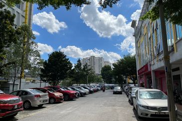 Signature Industrial Park