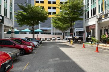 Signature Industrial Park