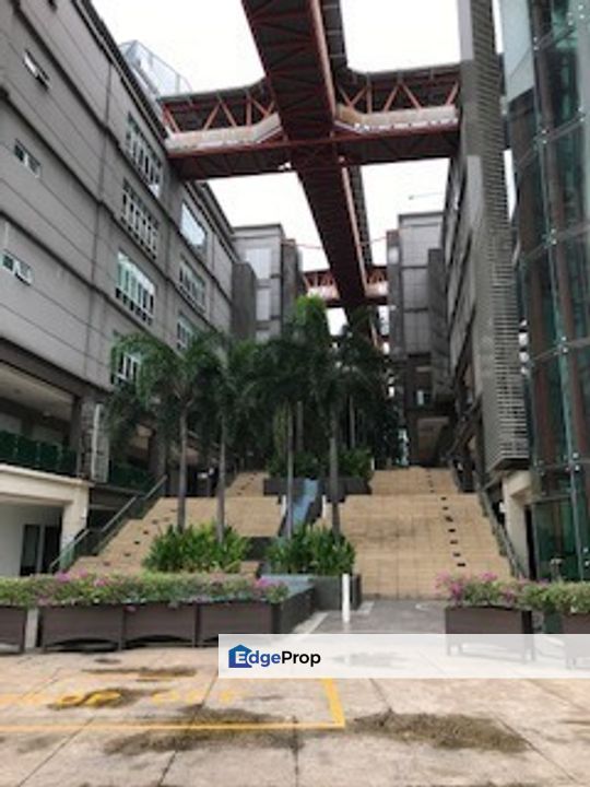 Cheapest shop office at Strand Garden Office Kota Damansara , Selangor, Petaling Jaya