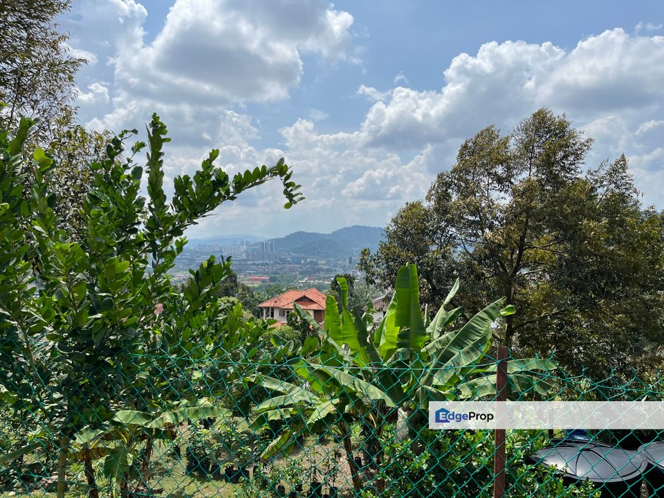 Double storey terraced house (Villa) with huge backyard compound, Selangor, Ampang