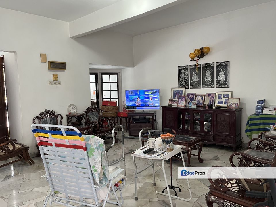 Double-storey terraced house at taman sea ss23 petaling jaya, Selangor, Petaling Jaya