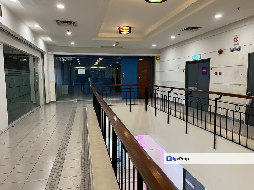 Retail office at Millennium Square Dataran Millennium Section 14 46100 Petaling Jaya , Selangor, Petaling Jaya