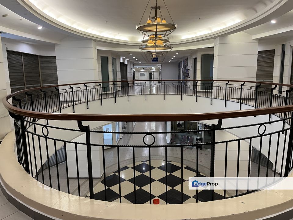 Retail office at Millennium Square Dataran Millennium Section 14 46100 Petaling Jaya , Selangor, Petaling Jaya