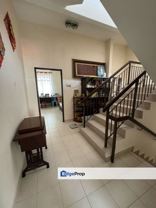 Two and half storey terraced house Taman Tasik  Prima  Puchong, Selangor, Puchong