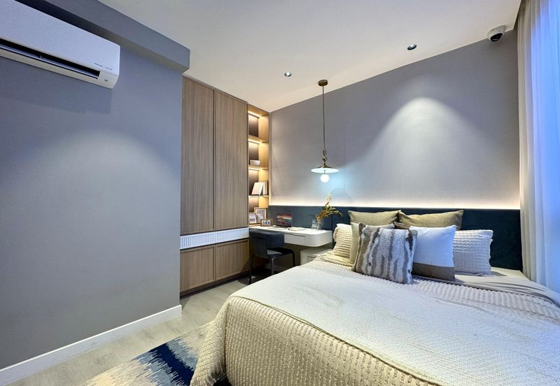 Luxurious freehold studio at Subang Jaya