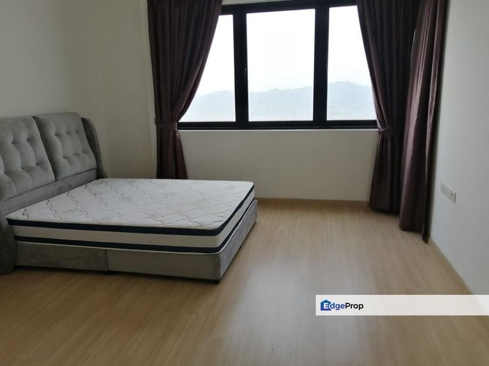 Three bedrooms and two bathrooms condo Encorp Strand Residences Kota Damansara Petaling Jaya, Selangor, Kota Damansara