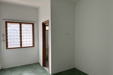 Freehold double-storey terraced house at Jalan Damai Perdana 4/1J Bandar Damai Perdana, Cheras Kuala Lumpur