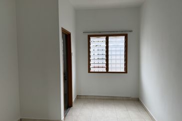 Freehold double-storey terraced house at Jalan Damai Perdana 4/1J Bandar Damai Perdana, Cheras Kuala Lumpur