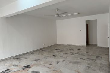 Freehold double-storey terraced house at Jalan Damai Perdana 2/4 Bandar Damai Perdana, Cheras Kuala Lumpur