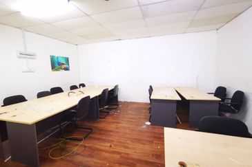 Double-storey shop lot at Kampung Chempaka Petaling Jaya