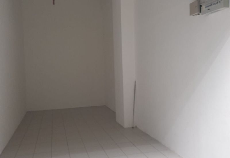 GM Klang Wholesale City