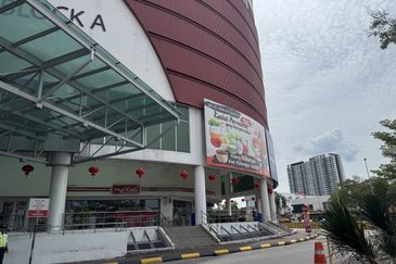 GM Klang Wholesale City