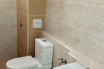 D'Summit Residences @ Kempas Utama