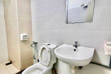 Akademik Suite @ Mount Austin