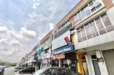 Kangkar Pulai 3 Storey Shop Lot 