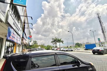 Kangkar Pulai 3 Storey Shop Lot 