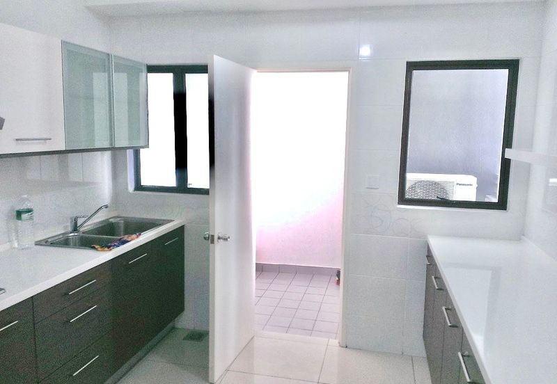 Ujana Executive Apartment