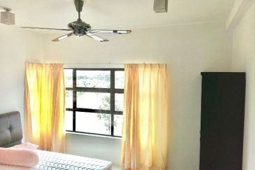 Ujana Executive Apartment