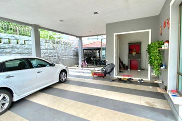 Austin Residence @Taman Mount Austin