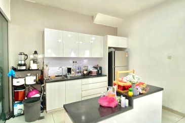 Austin Residence @Taman Mount Austin