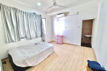 Austin Residence @Taman Mount Austin