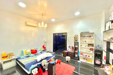 Austin Residence @Taman Mount Austin