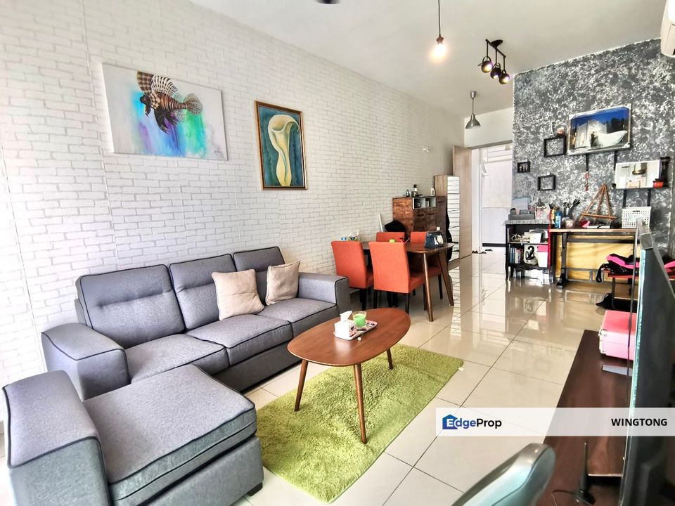 Seasons Luxury Apartment / Amara Larkin for Sale RM320,000 By WINGTONG