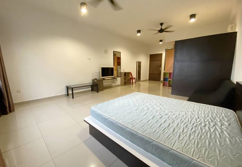 Palazio ( Pangsapuri Mayland Austin )