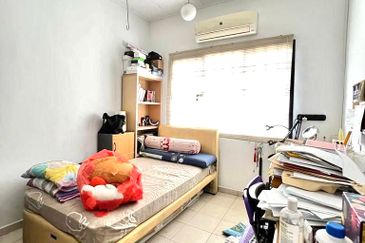 Taman Tampoi Indah II, Villa Ros