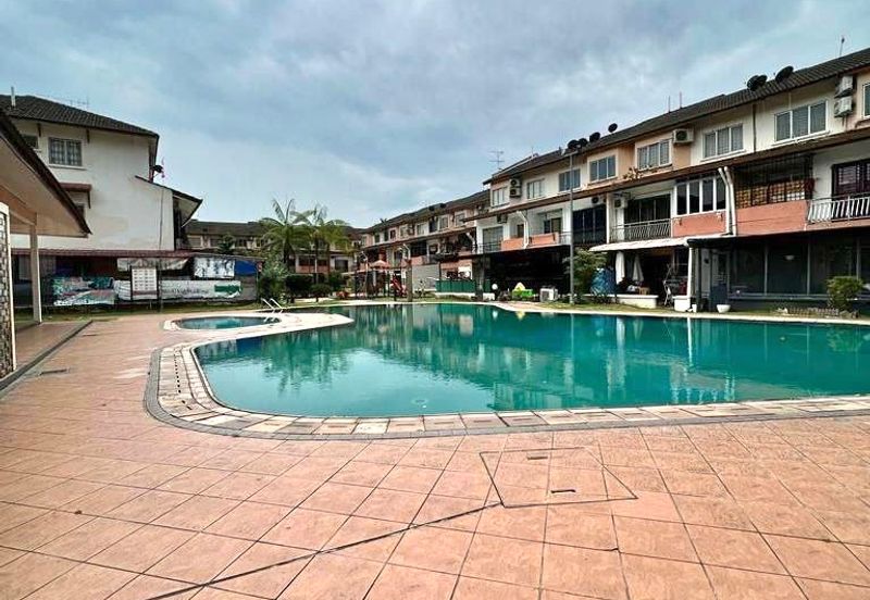 Taman Tampoi Indah II, Villa Ros