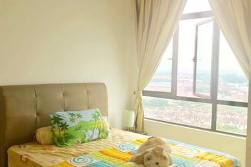 D'Summit Residences @ Kempas Utama