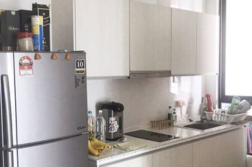 D'Summit Residences @ Kempas Utama