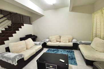 Austin Residence @Taman Mount Austin