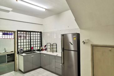 Austin Residence @Taman Mount Austin