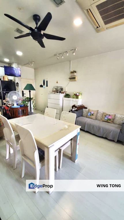 Lake View Suite Apartment / Mount Austin , Johor, Johor Bahru