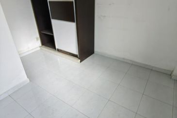 Kenari Apartment