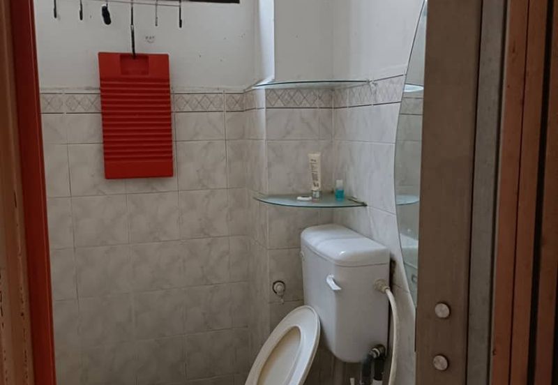 Jalan Putra 3, Taman Tan Sri Yaakob