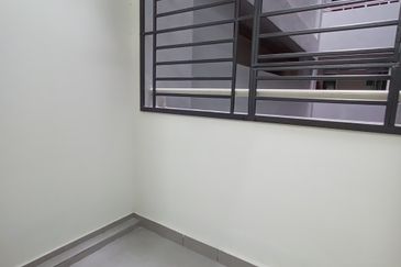 Pangsapuri Tanjung Senibong