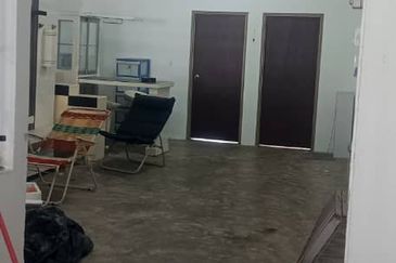 Megah Ria Double Storey Shop Lot / Ground Floor 