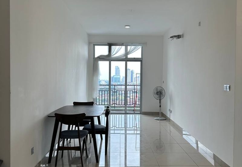 SKS Habitat Apartment, Larkin