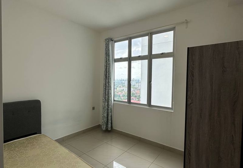 SKS Habitat Apartment, Larkin