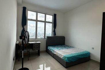 SKS Habitat Apartment, Larkin
