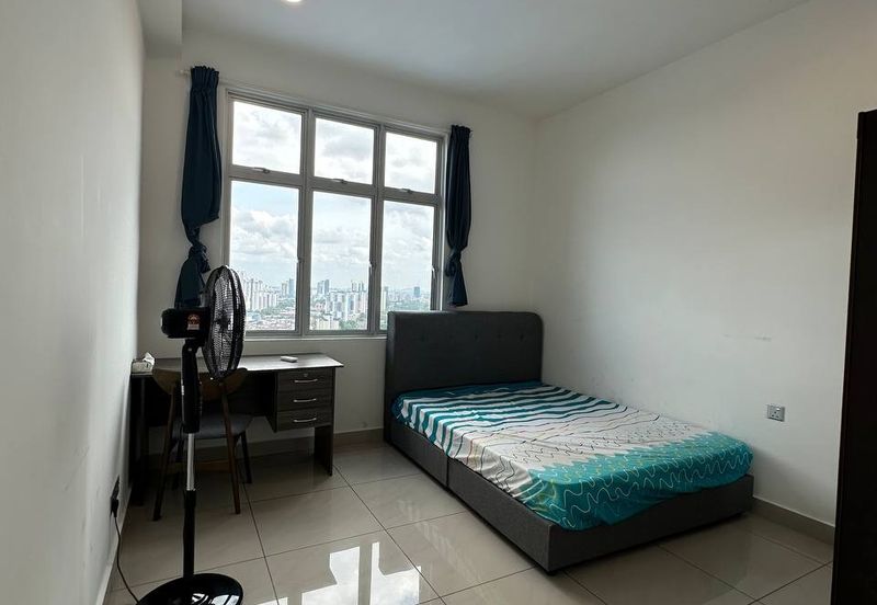 SKS Habitat Apartment, Larkin