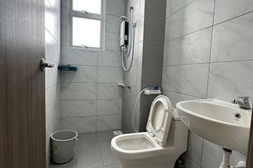 SKS Habitat Apartment, Larkin