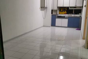 Flat Taman Ungku Tun Aminah
