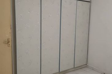 Flat Taman Ungku Tun Aminah