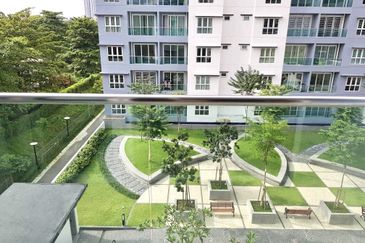 Seasons Luxury Apartments @ Amara Larkin