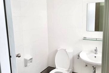 Seasons Luxury Apartments @ Amara Larkin