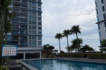 Seri Austin Luxury Apartment