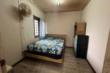 Lily & Jasmine Apartment